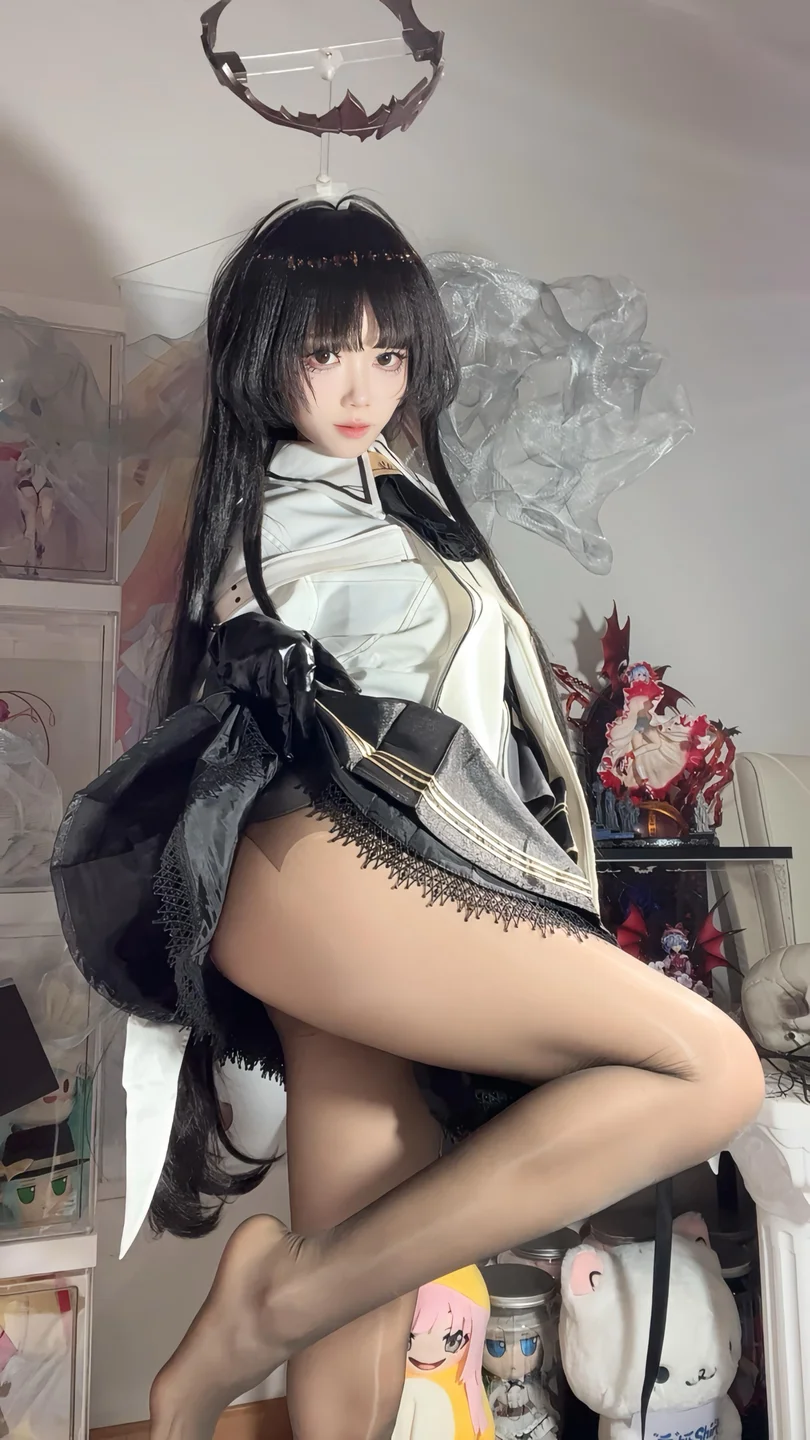 白栎Shirly_No_017_明日方舟·阿尔图罗_130P,28V_3_06GB tg@simisebaisi 【丝足阁】118.webp